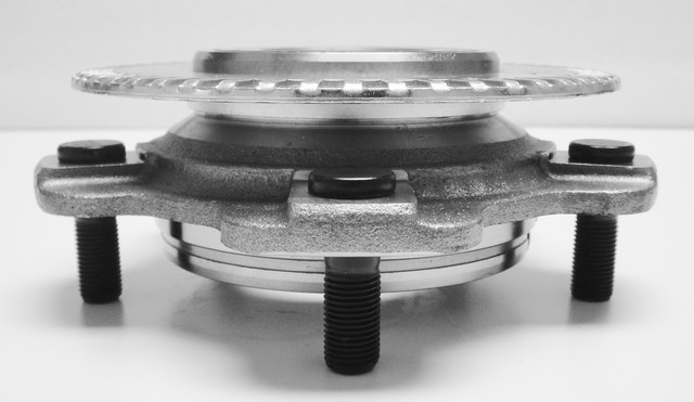  530520 Wheel Bearing and Hub Assembly For CHEVROLET,SUZUKI